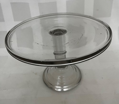 Clear glass pedestal cake - clear,